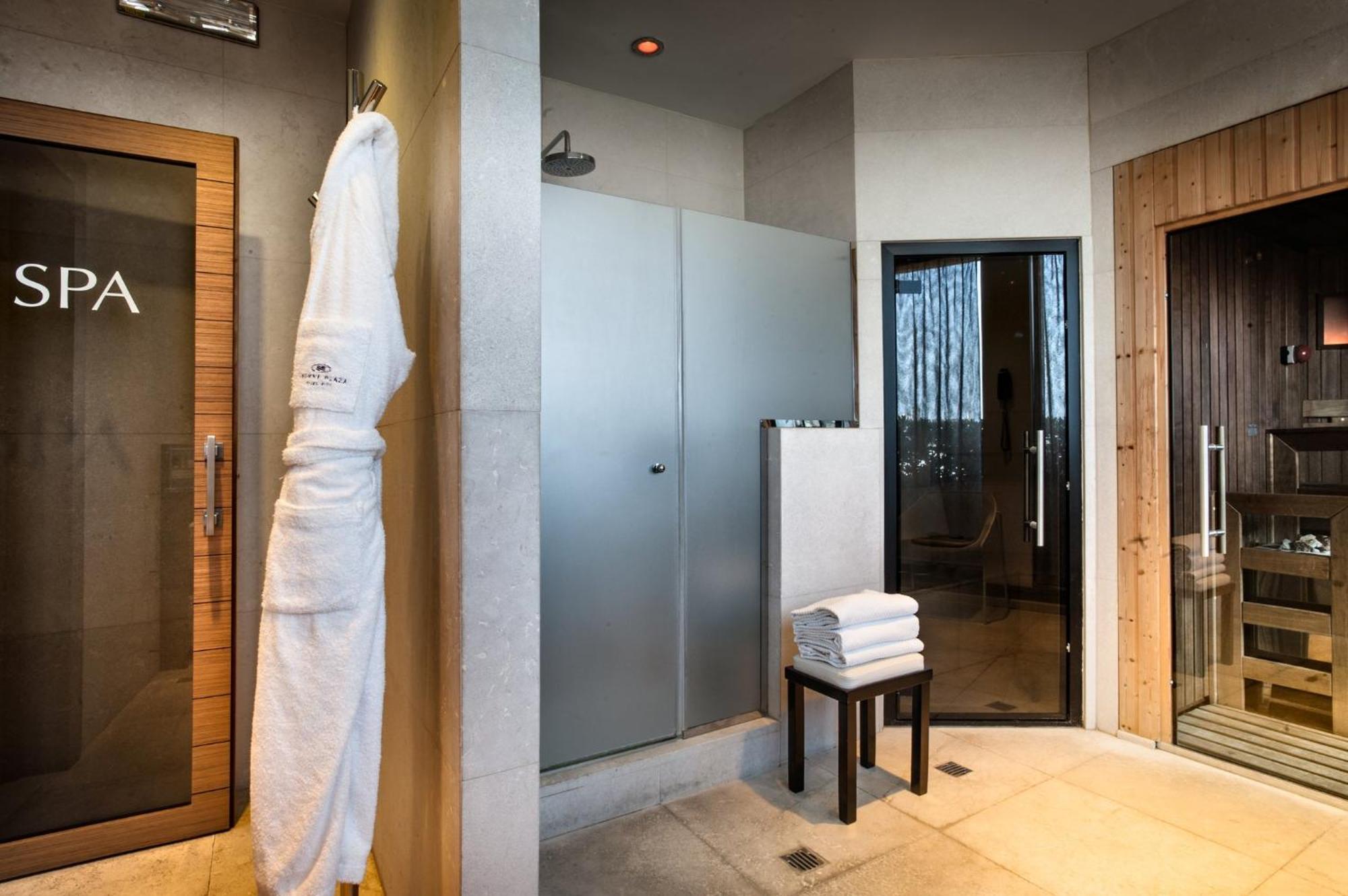 Crowne Plaza By Ihg Hotel Milán
